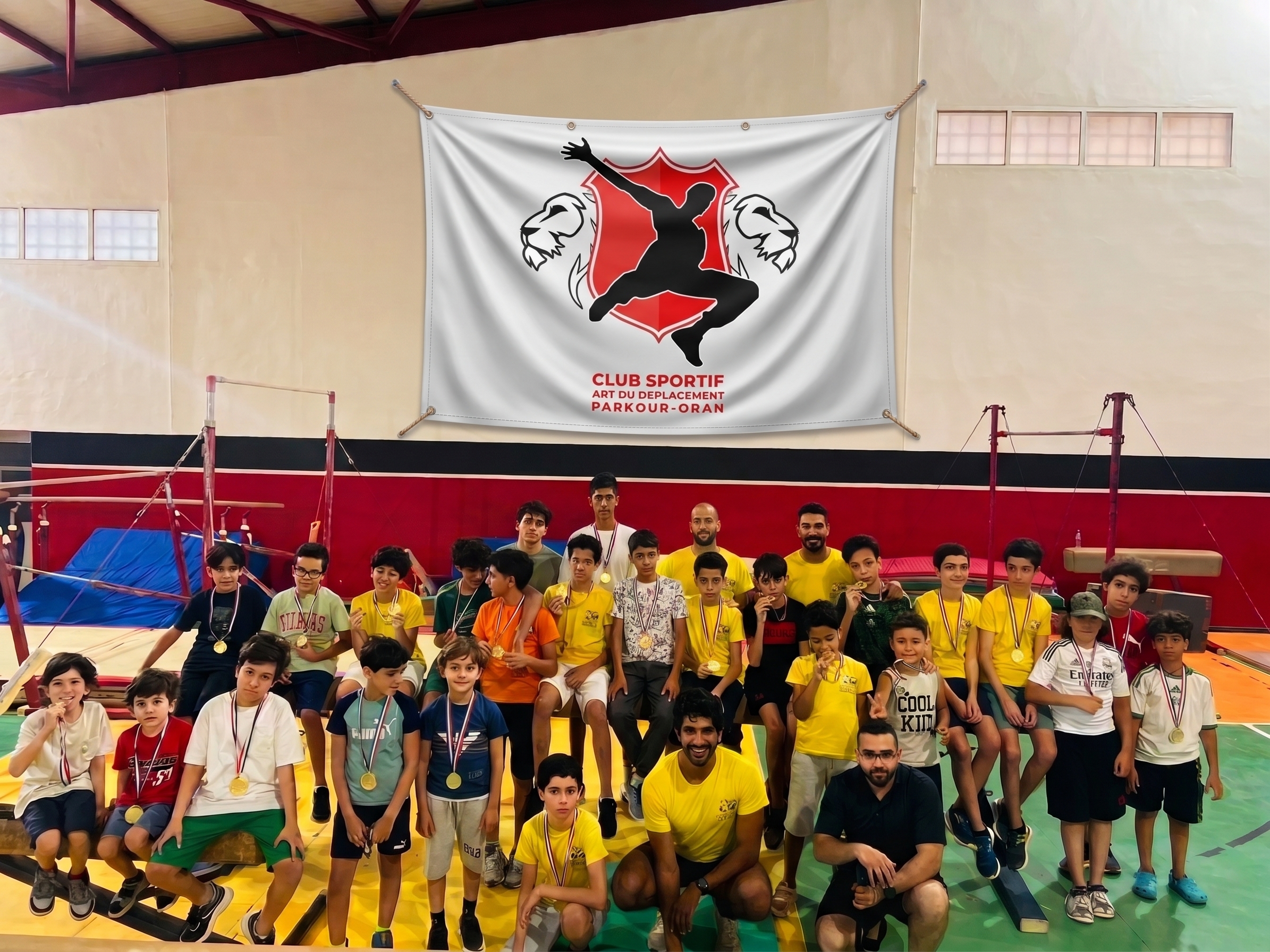 ADD Parkour Oran — Équipe, éducateurs et jeunes médaillés 2025/2026